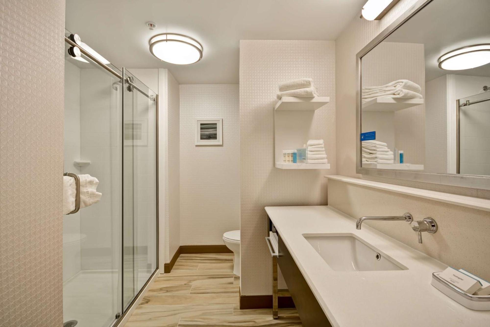 Hampton Inn & Suites Detroit/Warren Εξωτερικό φωτογραφία