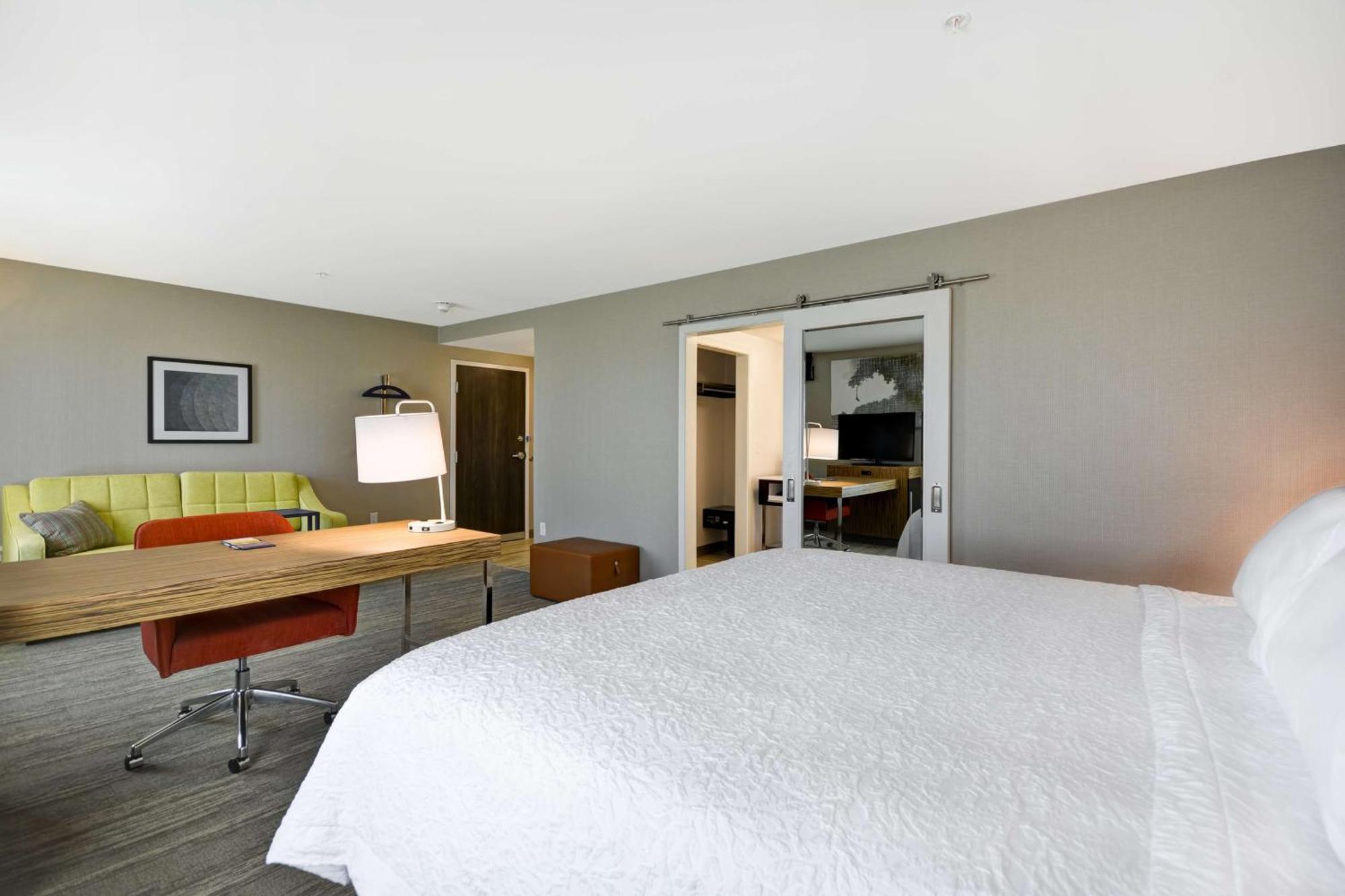 Hampton Inn & Suites Detroit/Warren Εξωτερικό φωτογραφία