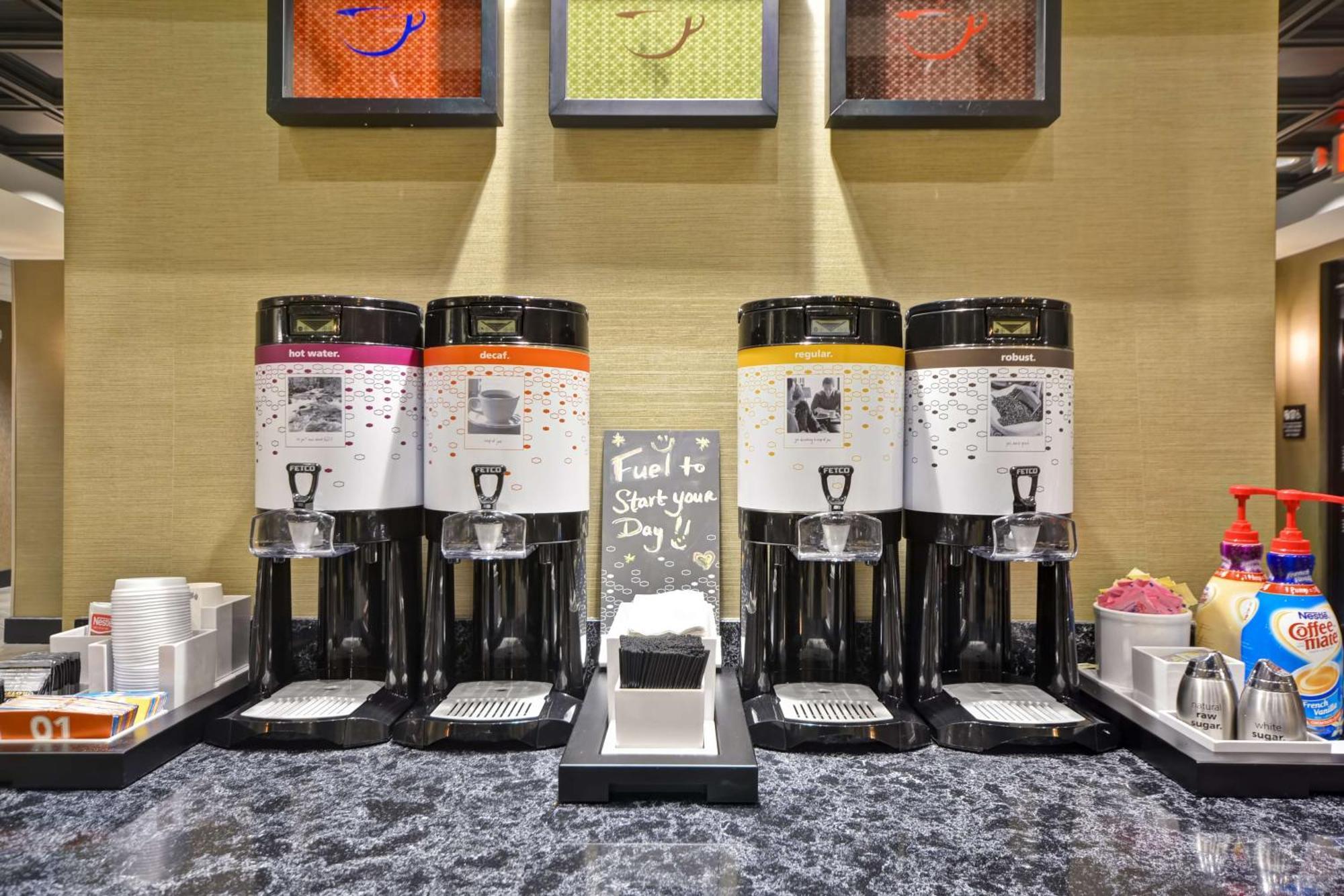 Hampton Inn & Suites Detroit/Warren Εξωτερικό φωτογραφία